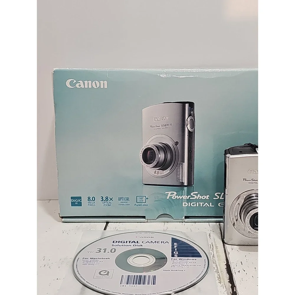 Canon PowerShot SD 870 IS Digital ELPH 8.0MP 3.8x Digital - Silver FOR PARTS